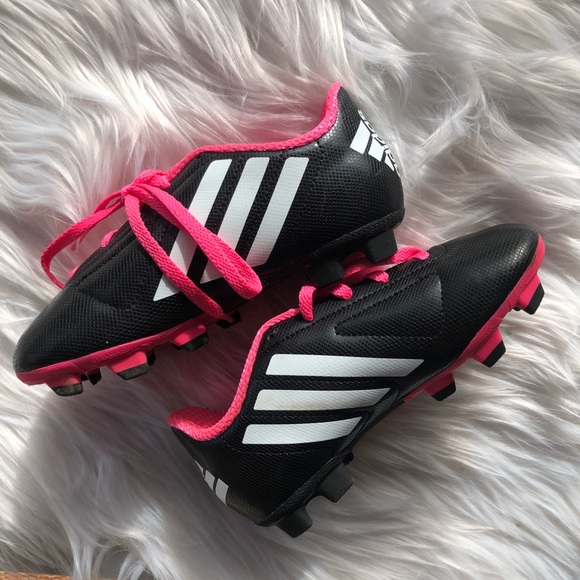three stripe cleats